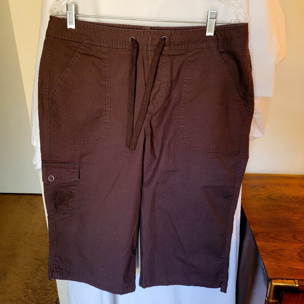 NEW Docker Capri Black Pants size 10, 305